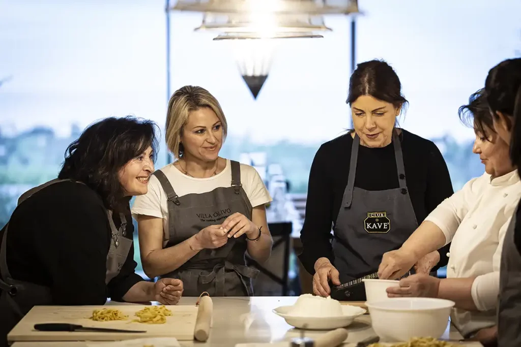 Pasta making course_Villa Olivo_Photo credit_Davide Bischeri.